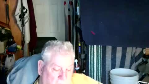 canoelicker69 online show from January 12, 8:16 pm