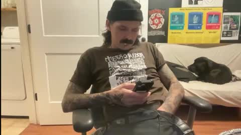 cantleavethehouse online show from February 19, 8:46 am