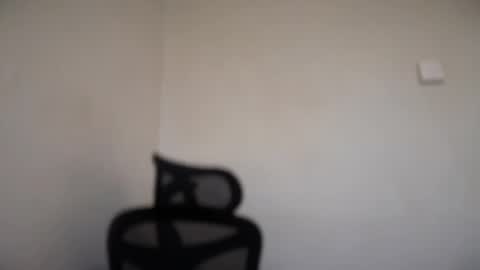 Snapshot of cappuccinokiss chatting on October 8, 6:08 am Emma online show from October 8, 6:08 am