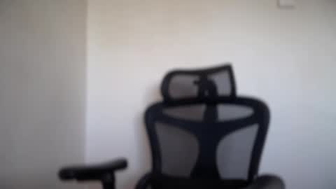 Snapshot of cappuccinokiss chatting on October 17, 8:07 am Emma online show from October 17, 8:07 am