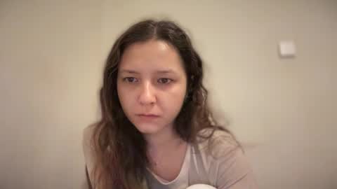 Snapshot of cappuccinokiss chatting on October 20, 4:06 am Emma online show from October 20, 4:06 am
