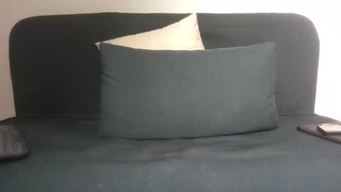 Snapshot of capri34 chatting on January 13, 1:39 pm capri34 online show from January 13, 1:39 pm