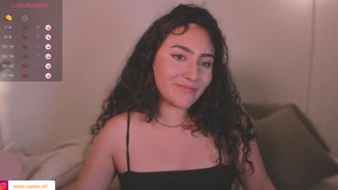 Snapshot of caramel__ chatting on January 17, 5:00 am Mara online show from January 17, 5:00 am