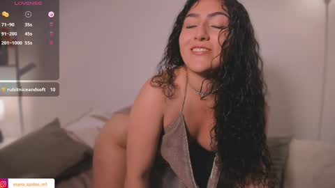 Snapshot of caramel__ chatting on February 8, 11:34 pm Mara online show from February 8, 11:34 pm