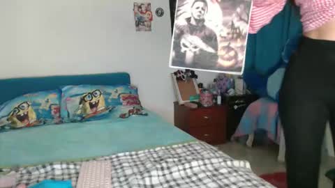      ing  online show from September 22, 1:21 am