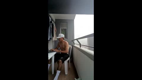 cardigan_18 online show from May 4, 12:44 pm