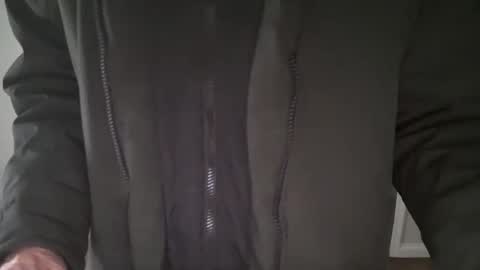 Caressluving online show from November 29, 8:05 pm