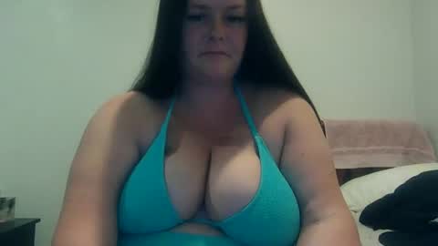 carinabro10 online show from October 26, 10:49 am