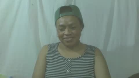 carinesexy69 online show from October 3, 12:02 pm