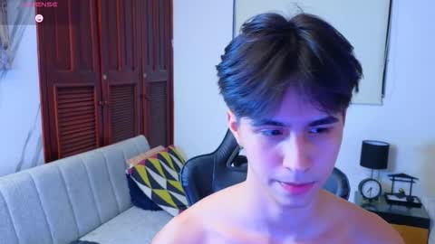 carl_dixon online show from September 14, 1:30 am