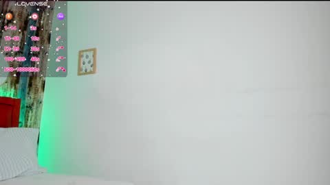 Snapshot of carla_adamss chatting on February 1, 12:40 am Carla online show from February 1, 12:40 am