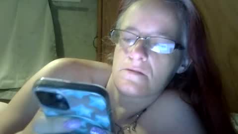 carleeswoman08 online show from May 4, 11:06 am