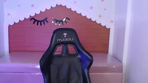 CARLYE   online show from October 16, 3:28 am