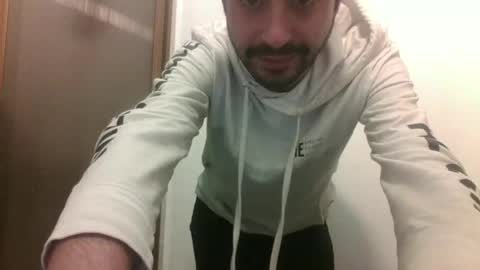 carlo221993 online show from January 9, 11:05 am