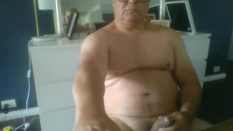 carltonfc07 online show from February 3, 4:25 am