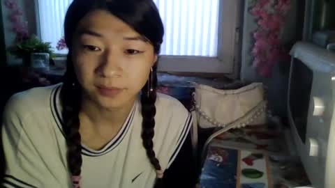 Snapshot of carlyjoy chatting on October 4, 12:58 pm CarlyJoy online show from October 4, 12:58 pm