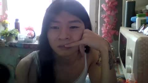 CarlyJoy online show from April 16, 10:48 am