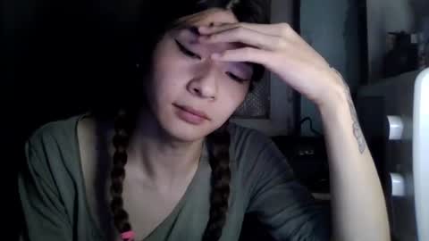 Snapshot of carlyjoy chatting on February 26, 2:27 pm CarlyJoy online show from February 26, 2:27 pm
