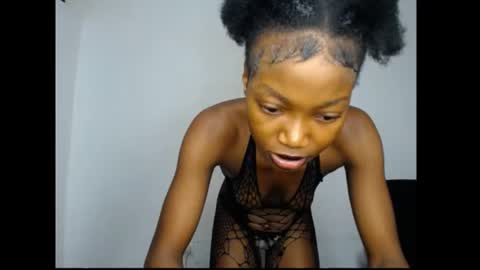 caroline online show from June 23, 4:09 am