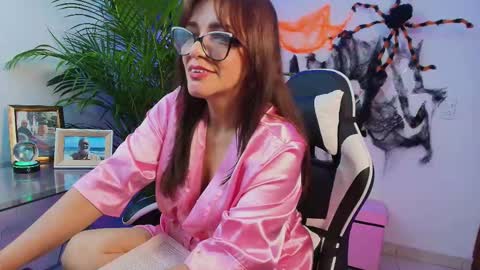 CAROL online show from October 19, 1:27 pm