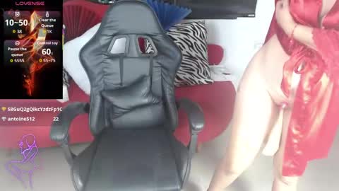 Caroline online show from May 8, 4:12 pm