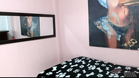 Carolina Lenon online show from April 22, 1:07 pm