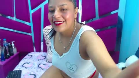carolina suarez online show from March 27, 3:01 am