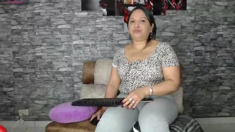 Camelia online show from January 19, 1:15 am