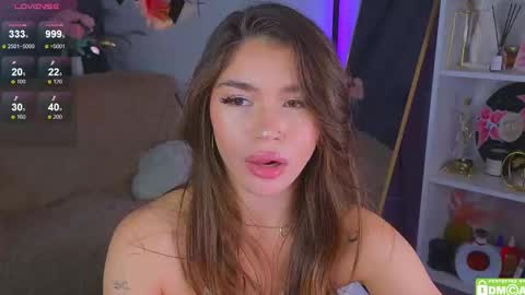 Caroline online show from November 25, 6:12 am