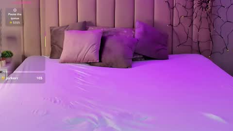 Anna online show from November 5, 9:55 am