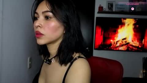 Snapshot of carolynamuzgui chatting on October 15, 2:04 am Carolinne online show from October 15, 2:04 am
