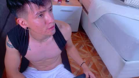 carter_noah_ online show from February 3, 6:40 am