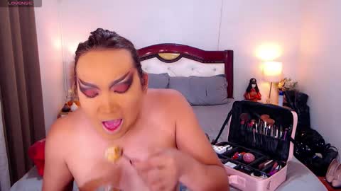 MISS CASSANDRA online show from September 28, 10:13 am