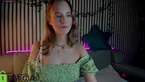 Casey sweeet online show from December 21, 4:02 pm