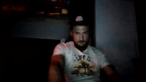 okiedadd online show from November 19, 9:08 am