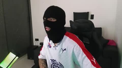 cash_master777 online show from January 14, 6:05 pm