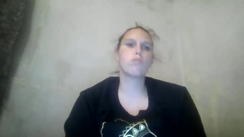 Cash Couple online show from December 7, 1:08 am