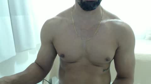 cashmastermuscle77 online show from May 31, 6:09 pm