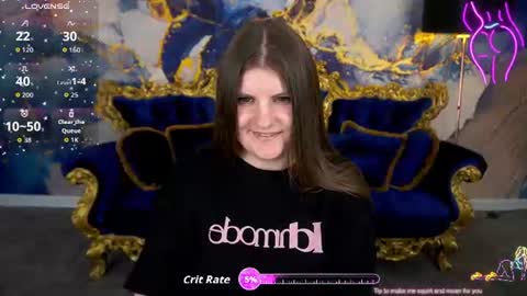 cassandragold_ online show from August 4, 1:18 pm