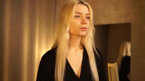 Cassie online show from March 8, 2:51 pm