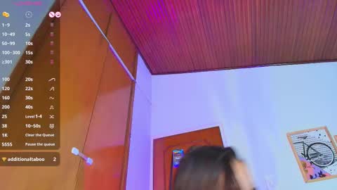 Casie  online show from November 21, 7:28 am