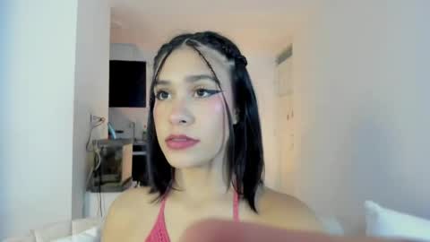 Cassie Jones online show from April 8, 10:51 am