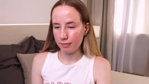 Snapshot of cassie_kelman chatting on October 15, 10:10 pm Cassie online show from October 15, 10:10 pm