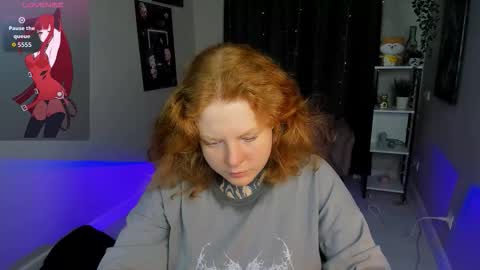 Snapshot of cassie_xkiss chatting on September 27, 8:17 pm Cassie online show from September 27, 8:17 pm