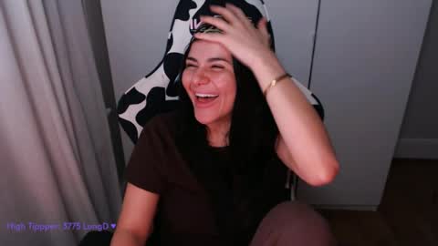 cassiealvarez online show from July 19, 6:16 am