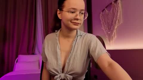 assie online show from November 26, 12:57 pm