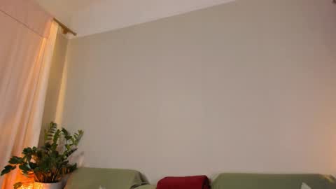  cassandra  online show from February 20, 2:33 am