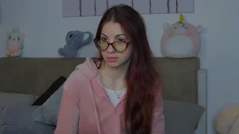 Kierie online show from October 18, 5:00 am