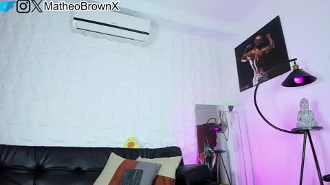 Snapshot of casticatheking chatting on September 30, 7:13 pm Matheo Brown online show from September 30, 7:13 pm
