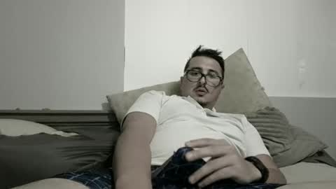 Castor troyyyyy online show from December 31, 7:42 am